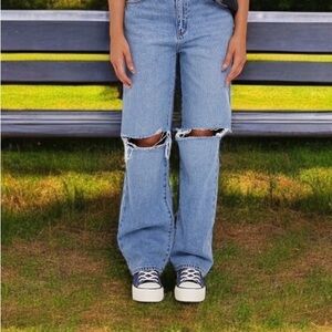 NWT Abrand Harley Rip Jeans size 11/29 distressed light denim Jean relaxed